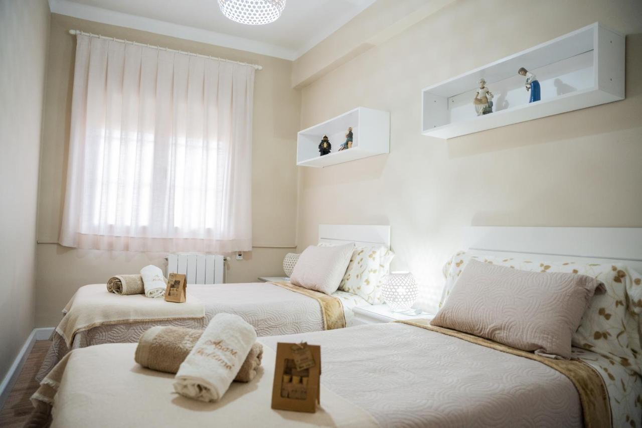 ל'אמפולה Gallimo Apartaments מראה חיצוני תמונה